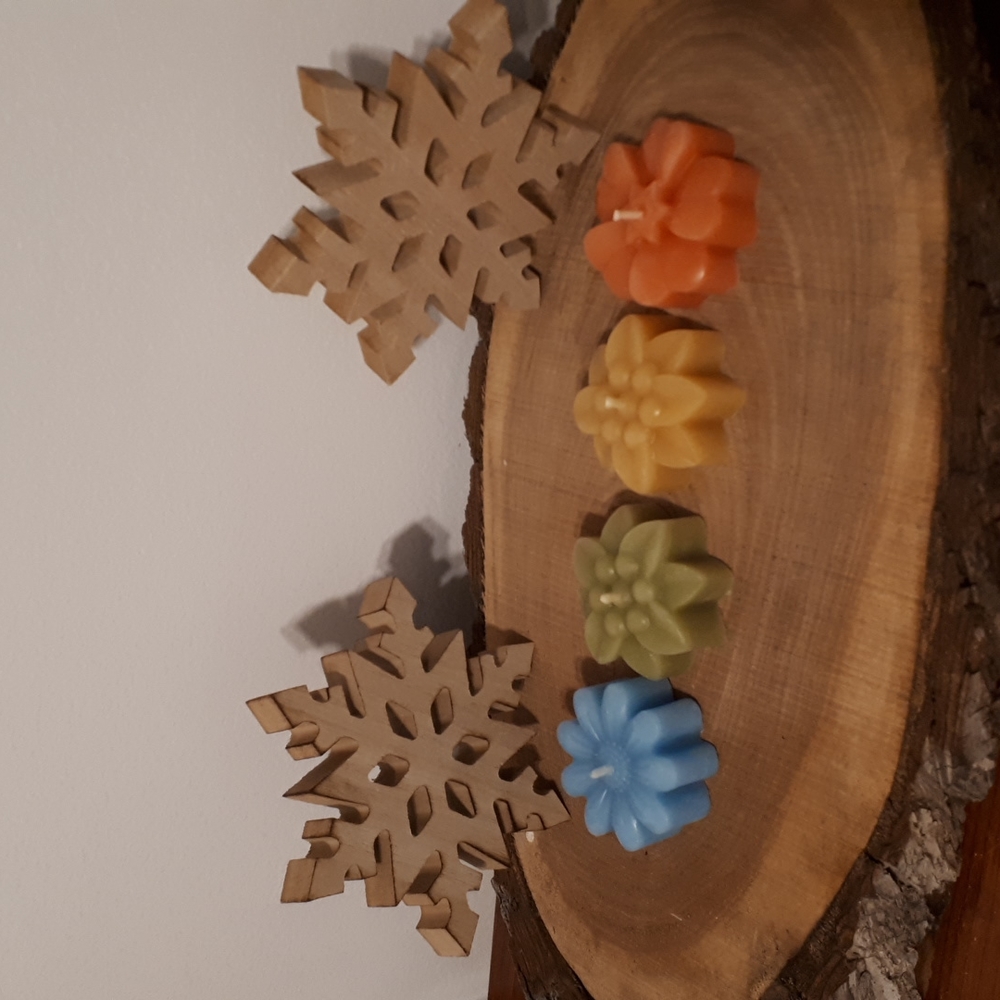 Beeswax candles